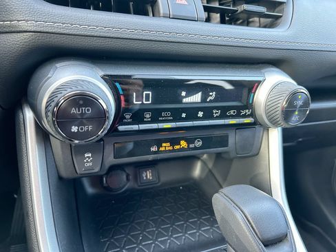 Certified 2024 Toyota RAV4 XLE AWD/4WD image 25