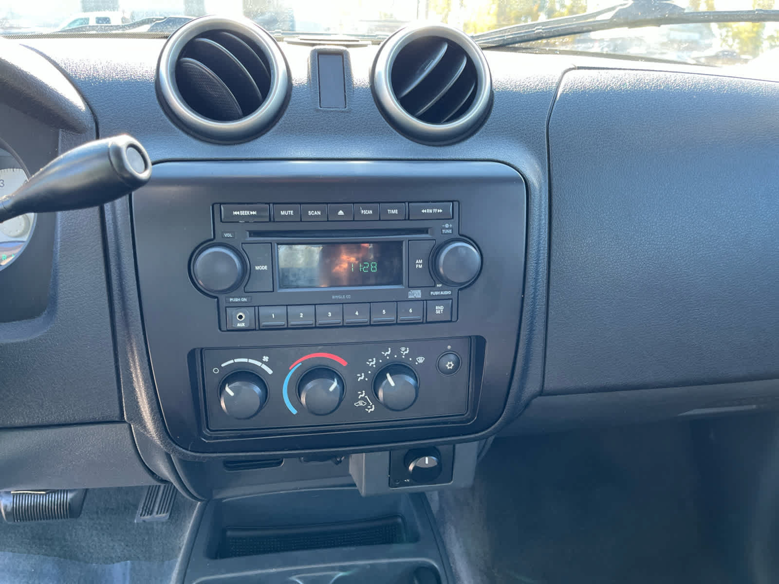 Used 2007 Mitsubishi Raider LS AWD/4WD image 16