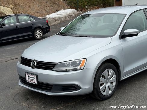 Used 2014 Volkswagen Jetta SE FWD image 30