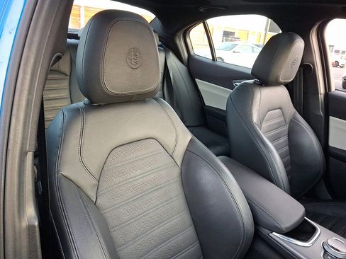 Used 2020 Alfa Romeo Giulia Ti Sport w/ Quick Order Package 22S Sport image 13