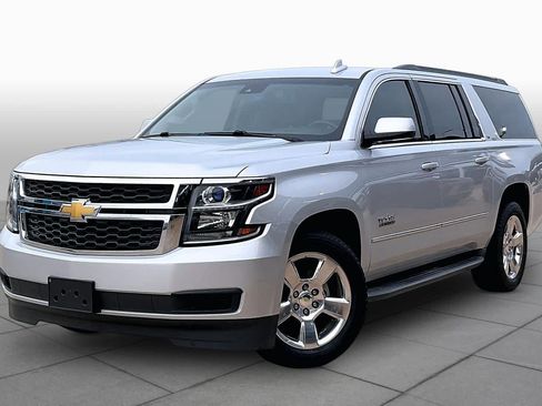 Used 2016 Chevrolet Suburban LT w/ Max Trailering Package image 3