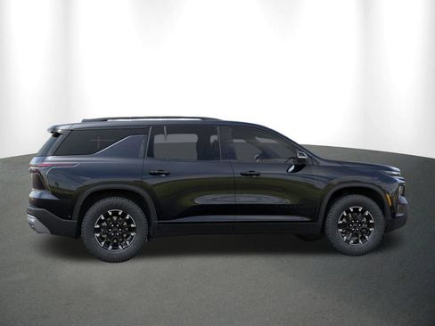 New 2026 Chevrolet Traverse Z71 w/ Enhanced Driving Package AWD/4WD image 6