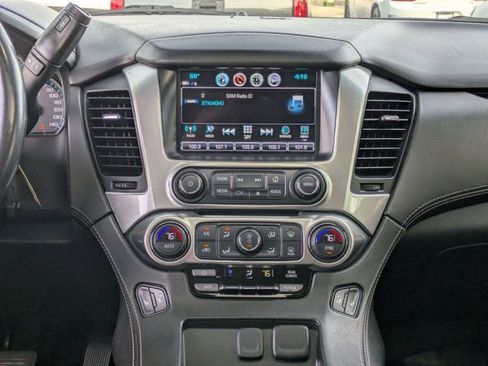 Used 2020 Chevrolet Suburban LT image 12