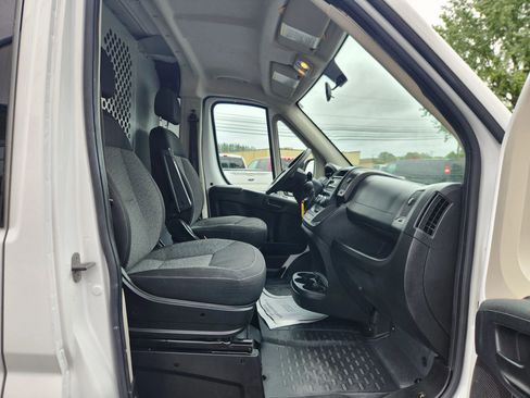 Used 2016 RAM ProMaster 1500 w/ Premium Appearance Group FWD image 32