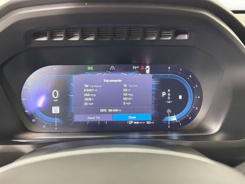 Certified 2023 Volvo XC90 B6 Plus image 11