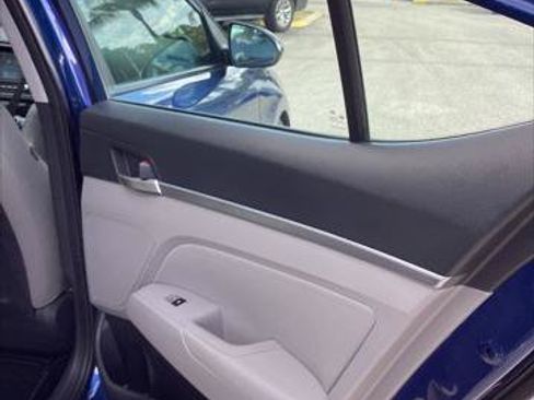 Used 2019 Hyundai Elantra Value Edition FWD image 19