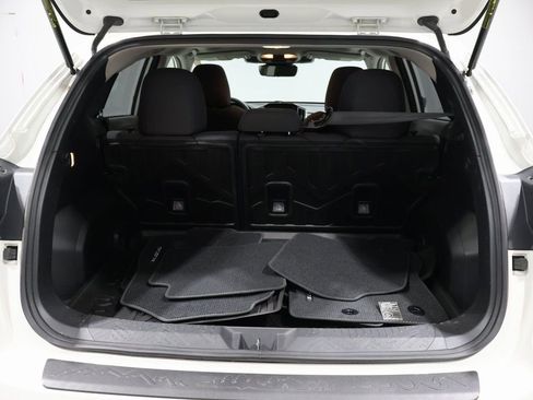 Used 2025 Subaru Crosstrek 2.0i Premium image 20