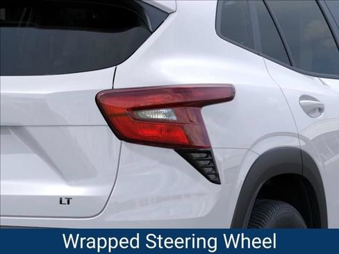 New 2026 Chevrolet Trax LT w/ Driver Confidence Package FWD image 12