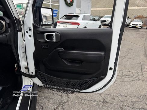 Used 2020 Jeep Gladiator Sport w/ Quick Order Package 23S image 15