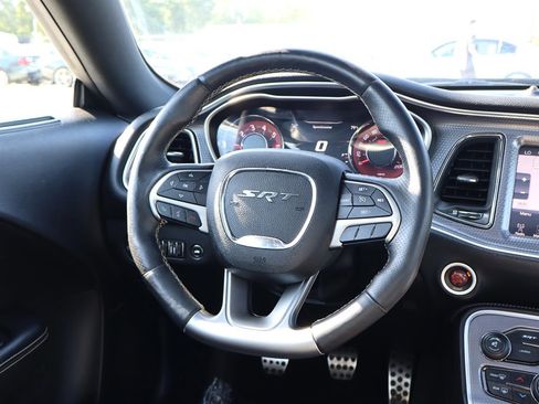 Used 2016 Dodge Challenger SRT Hellcat image 16