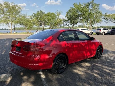 Used 2012 Volkswagen Jetta SE FWD image 7