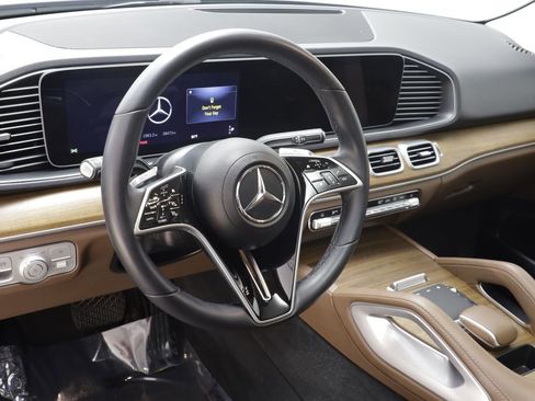 Used 2024 Mercedes-Benz GLE 350 4MATIC image 7