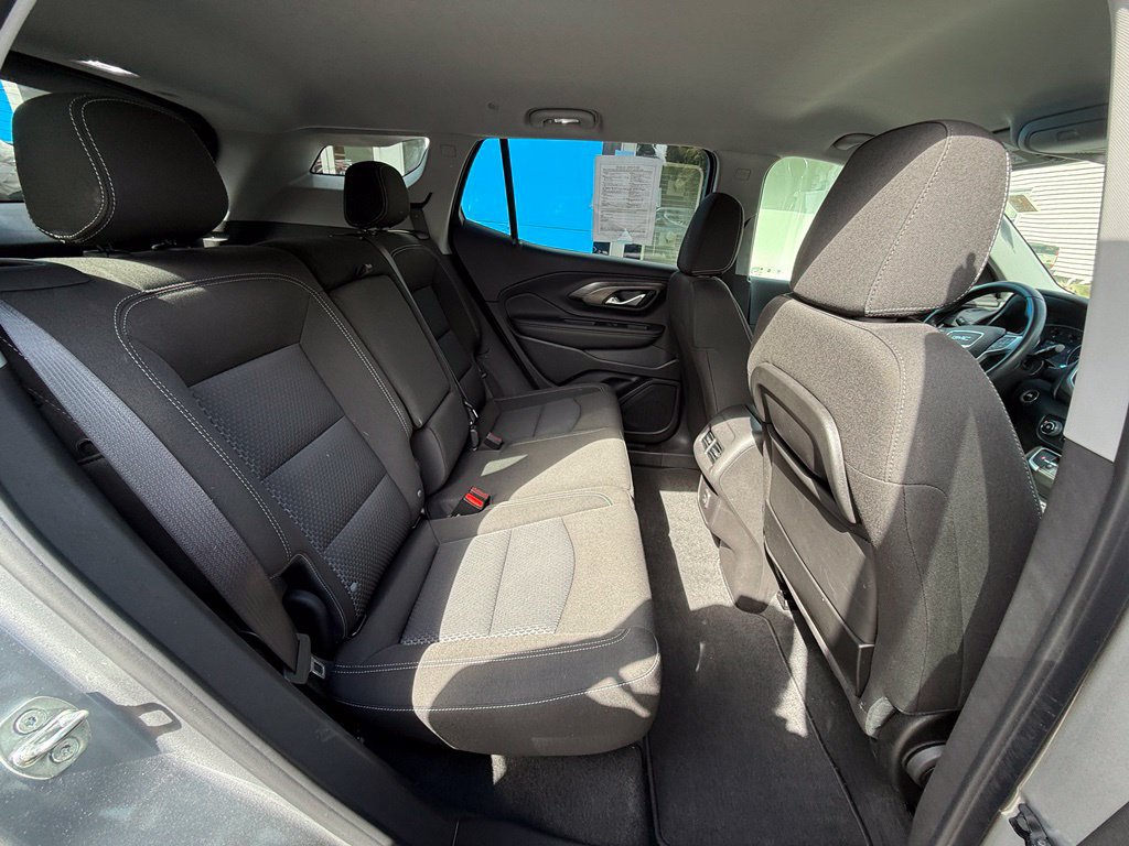 Used 2023 GMC Terrain SLE AWD/4WD image 34