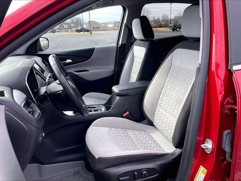 Used 2022 Chevrolet Equinox LT image 7