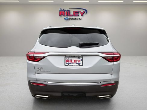Used 2020 Buick Enclave Essence AWD/4WD image 4