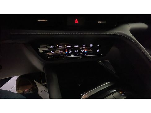 Used 2023 Buick Envision Essence w/ Sport Touring Package AWD/4WD image 12
