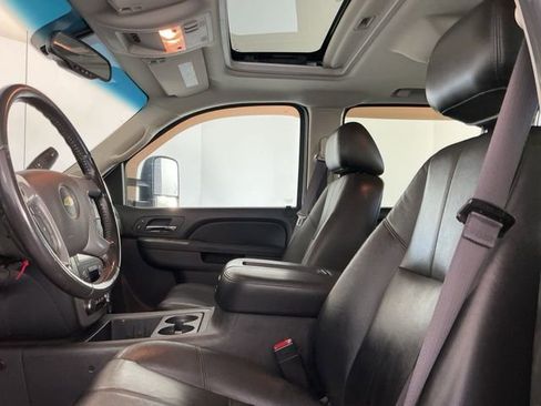 Used 2013 Chevrolet Silverado 3500 LTZ w/ LTZ Plus Package image 9