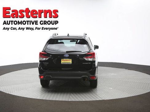 Used 2023 Subaru Forester Premium AWD/4WD image 41