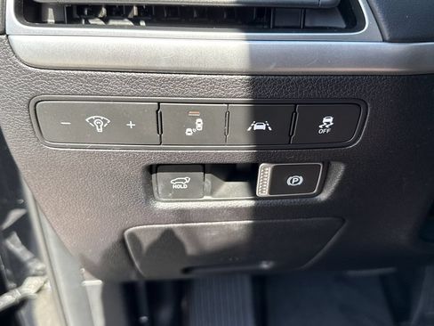 Certified 2022 Hyundai Palisade SEL w/ 8P Bench Seat Package FWD image 20