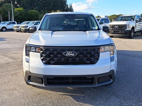 New 2025 Ford Maverick XLT image 2