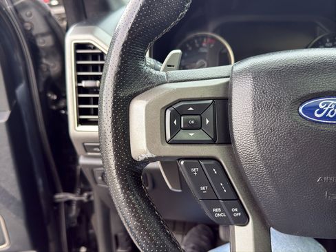 Used 2018 Ford F150 Raptor w/ Equipment Group 802A Luxury AWD/4WD image 24