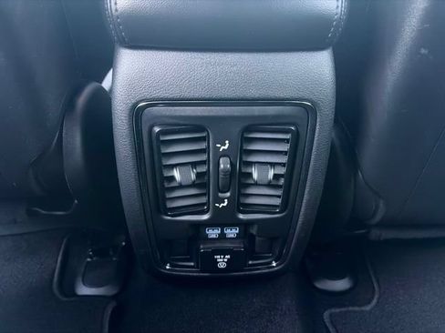 Used 2021 Jeep Grand Cherokee Limited AWD/4WD image 15
