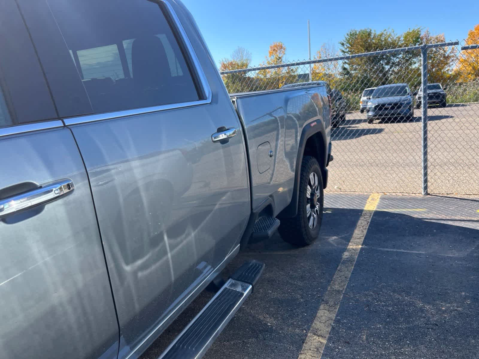 Used 2024 GMC Sierra 2500 Denali w/ Denali Reserve Package AWD/4WD image 9