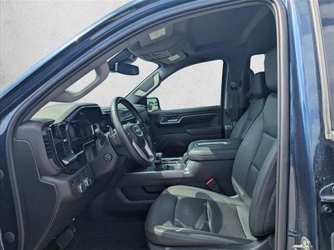 Used 2022 GMC Sierra 1500 SLT w/ SLT Convenience Package AWD/4WD image 13