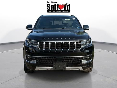 Certified 2024 Jeep Wagoneer L Series II w/ Flexible Seating Group AWD/4WD image 7