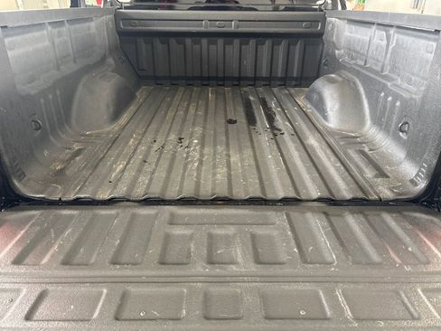 Used 2020 Chevrolet Colorado W/T w/ Custom Special Edition image 34