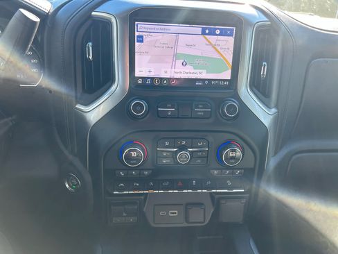 Used 2019 Chevrolet Silverado 1500 LTZ w/ LTZ Premium Package image 11