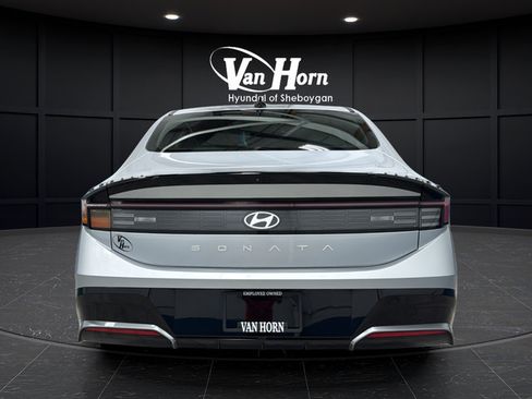 Used 2024 Hyundai Sonata SEL FWD image 6