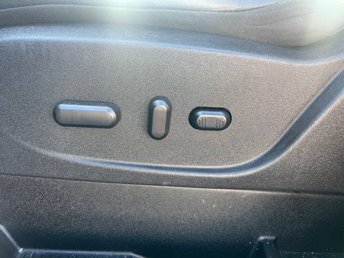 Used 2018 Ford Escape SEL FWD image 22