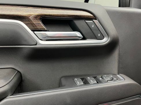 Used 2022 GMC Sierra 1500 Elevation image 16