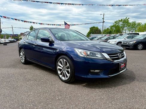 Used 2014 Honda Accord Sport image 8