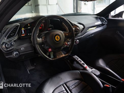 Used 2019 Ferrari 488 GTB RWD image 21