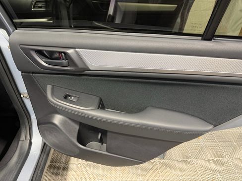 Used 2017 Subaru Outback 2.5i image 15