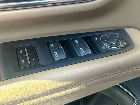 Certified 2022 Chevrolet Tahoe Premier AWD/4WD image 19