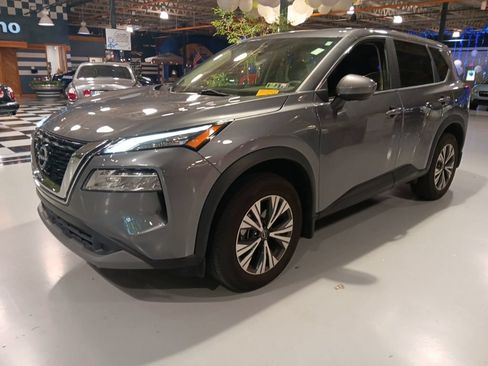 Used 2023 Nissan Rogue SV AWD/4WD image 7