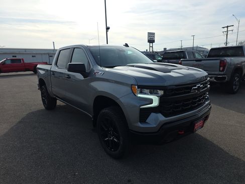 New 2026 Chevrolet Silverado 1500 LT Trail Boss w/ Convenience Package II image 2