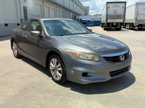 Used 2011 Honda Accord LX-S image 4