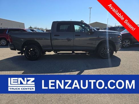 Used 2026 RAM 2500 Big Horn AWD/4WD image 1