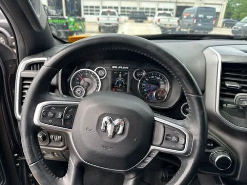 Used 2019 RAM 1500 Big Horn RWD image 11