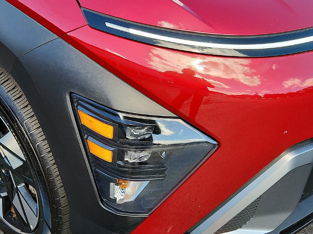 Used 2025 Hyundai Kona SEL AWD/4WD image 9