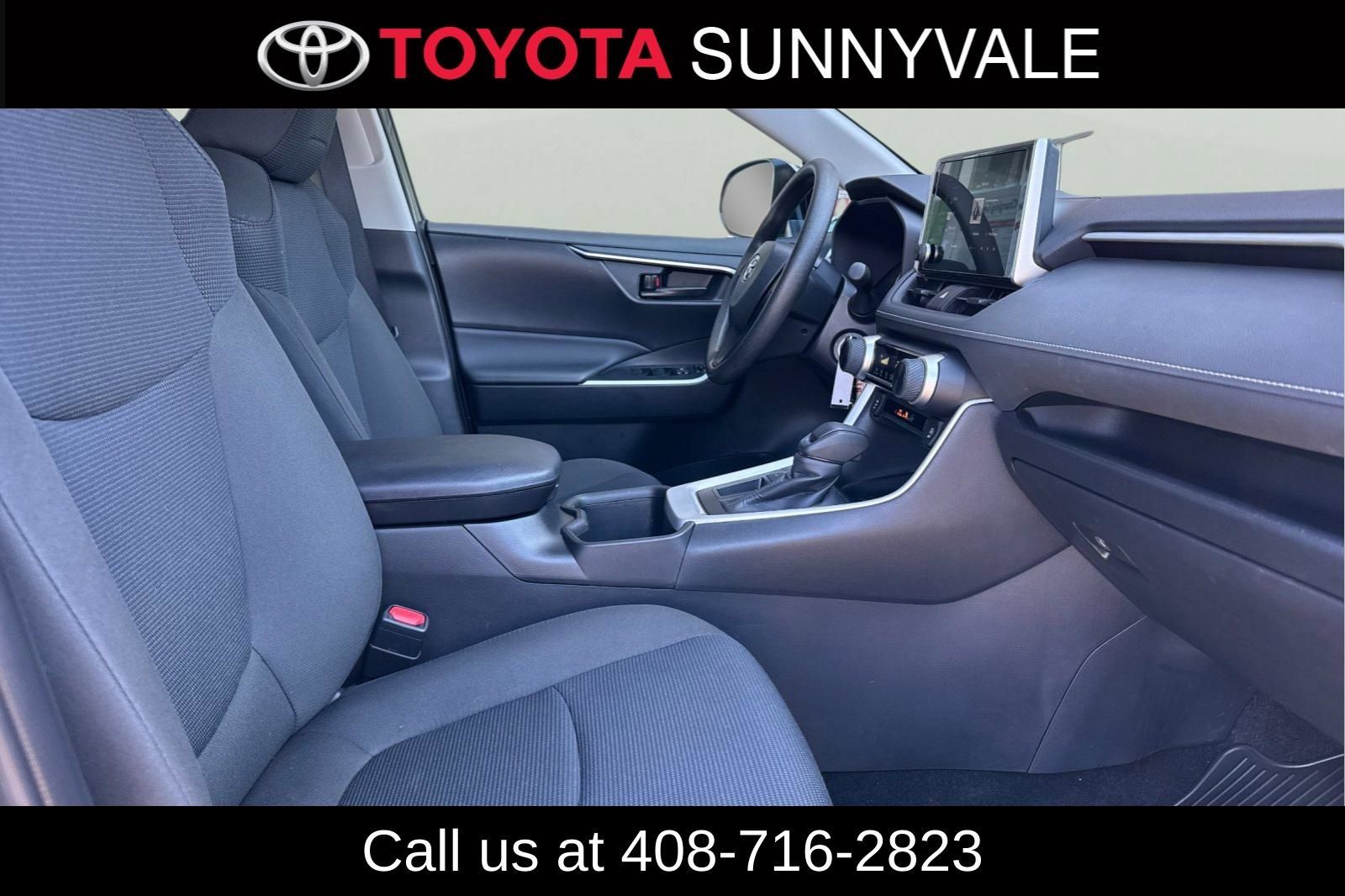 Certified 2025 Toyota RAV4 LE FWD image 21