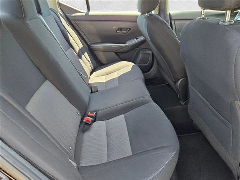 Used 2025 Nissan Sentra SV FWD image 18