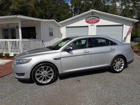 Used 2013 Ford Taurus Limited image 1