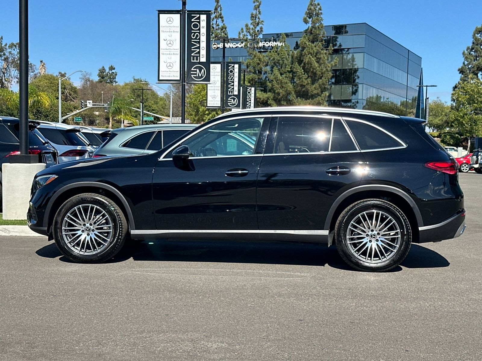 Certified 2026 Mercedes-Benz GLC 300 4MATIC image 7