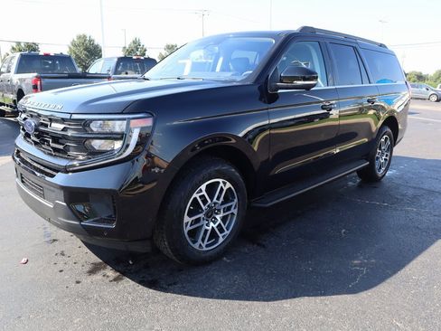 New 2025 Ford Expedition Max Active image 10