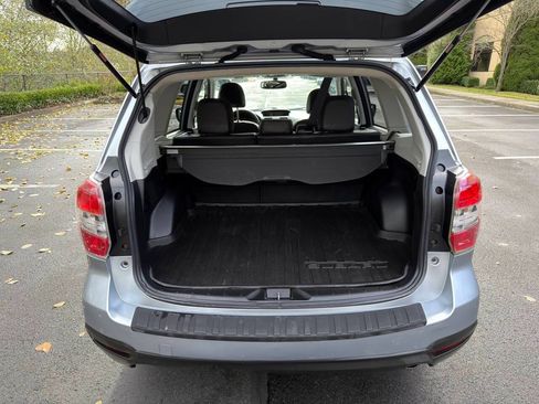 Used 2014 Subaru Forester 2.5i Limited AWD/4WD image 7